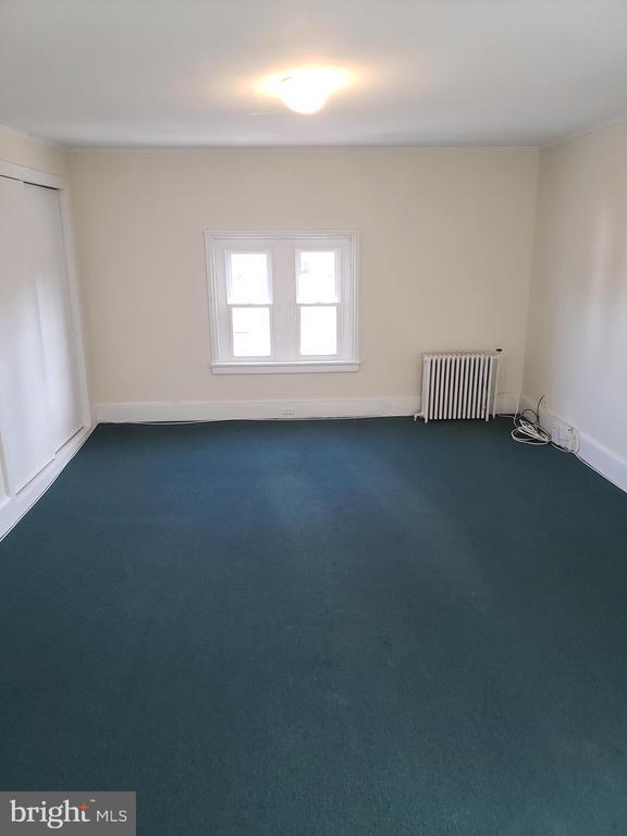 77 Market St, Salem, NJ 08079 House Rental in Salem, NJ