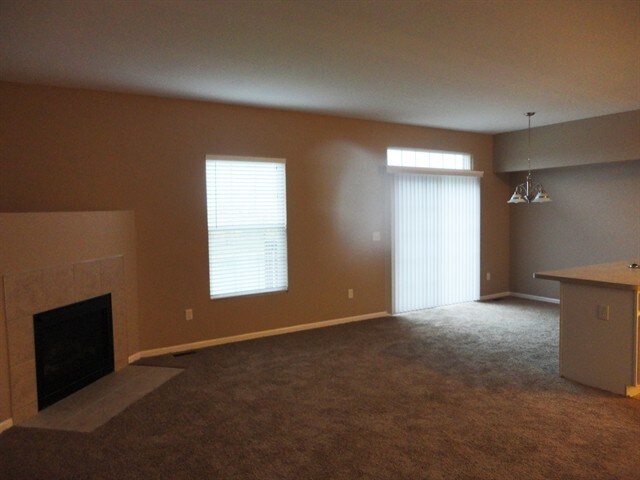 Building Photo - 16441 Willow Walk Drive