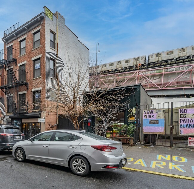 Building Photo - 91 S 6th St