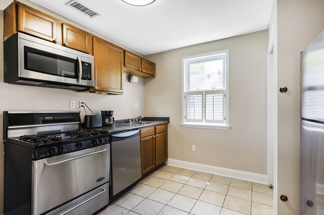 Building Photo - 5837 General Haig St