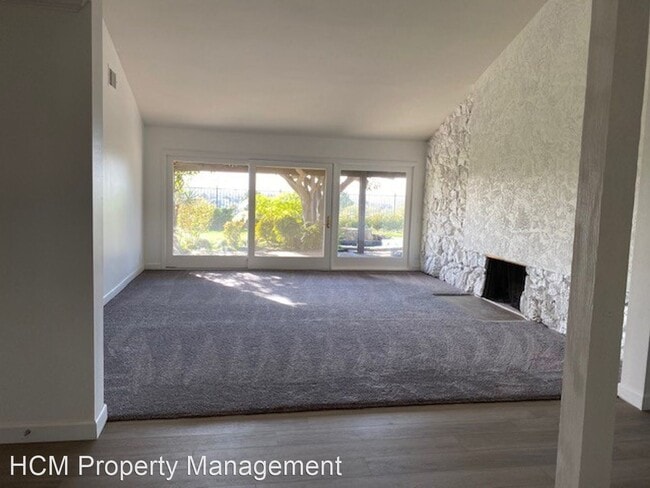 Building Photo - 3 br, 2.5 bath House - 5572 Kingsford Terrace