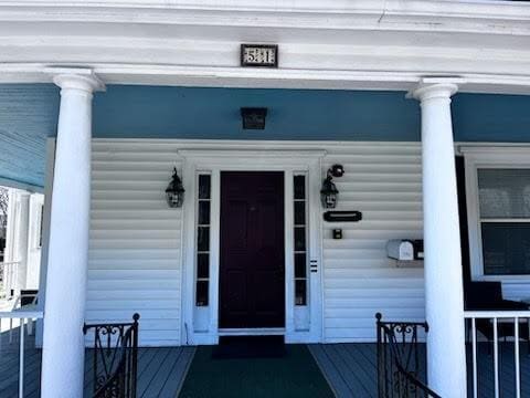 Building Photo - 51 Beach St