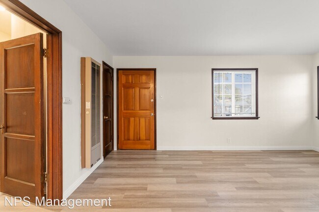 Foto del edificio - 1 br, 1 bath Apartment - 801-815 Saint Lou...
