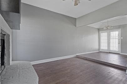 Building Photo - 804 Custer St