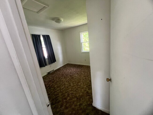Foto del edificio - 2 bed, 1 bath and cute