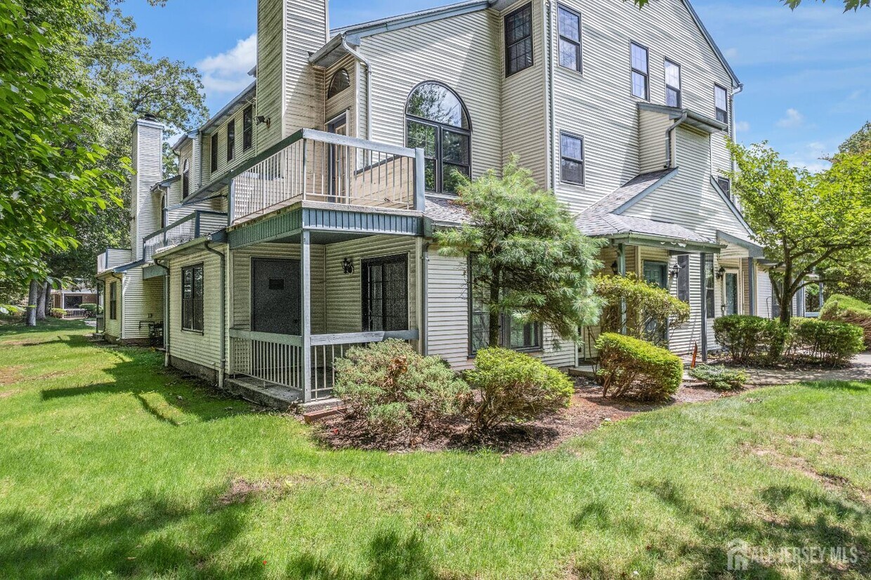 Foto principal - 5101 Stonehedge Rd