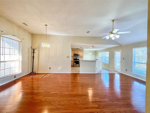 Building Photo - 519 Fossil Hill Dr