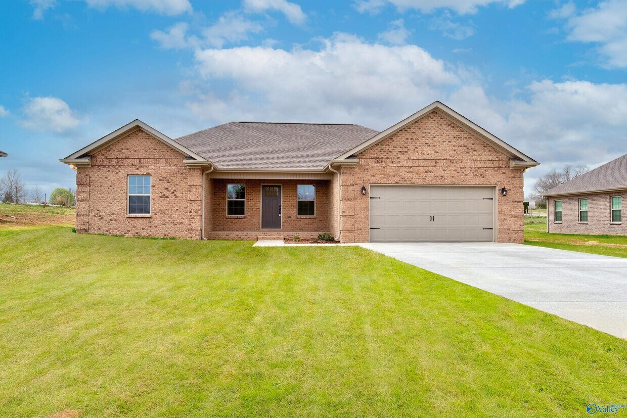 Foto principal - 27715 Salem Minor Hill Rd