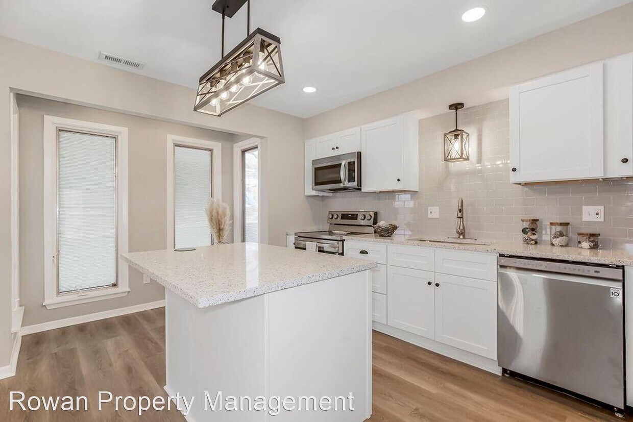 Primary Photo - 5 br, 3 bath House - 39 I Street
