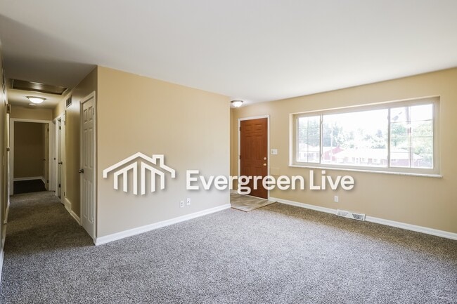 Building Photo - 207 Jupiter Dr