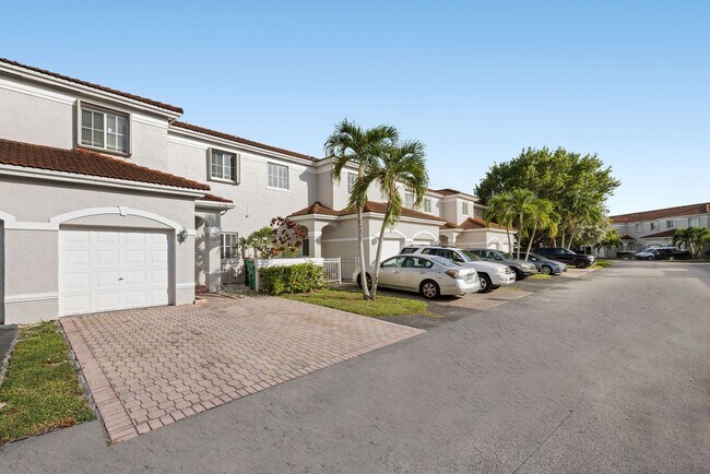 Building Photo - Bridgeport Villas