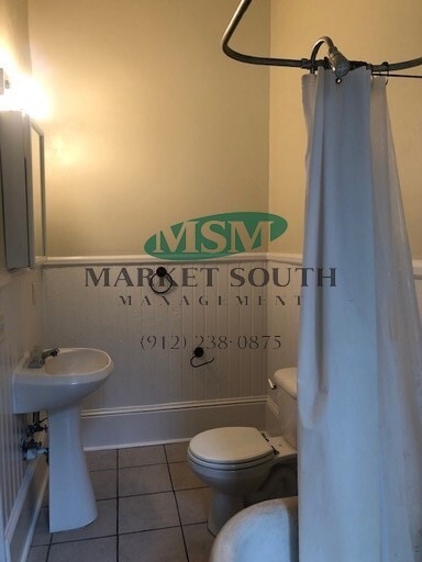 Foto del edificio - 308 E Waldburg St