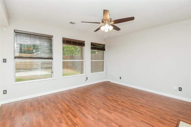 Foto del edificio - 8016 Shoshoni Dr