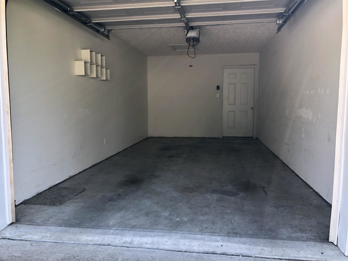 Foto principal - 1105 N Washington St