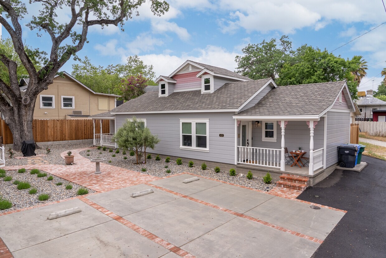 423 15th St, Paso Robles, CA 93446 Townhome Rentals in Paso Robles CA