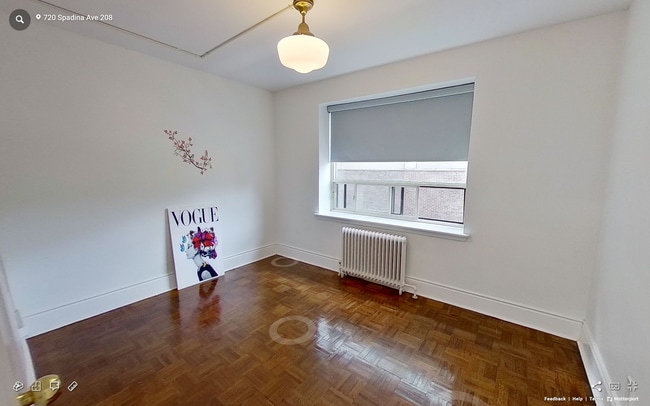 Building Photo - 710 Spadina Ave.