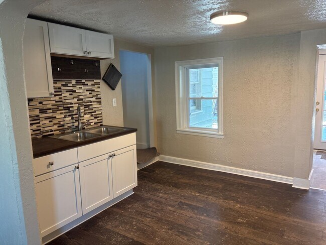 Foto del edificio - Available Now! Loganville 2 Bedroom, Shared Yard-Dallastown SD