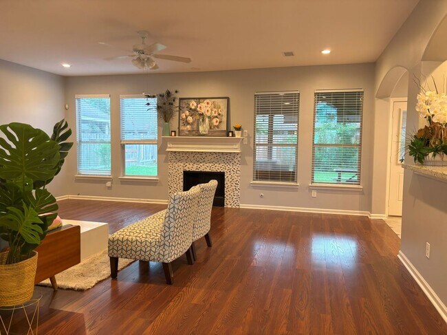Foto del edificio - 16822 Marston Park Ln