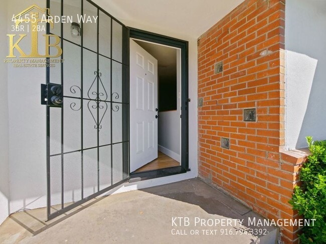 Building Photo - Nice size home in the Arden Arcade area