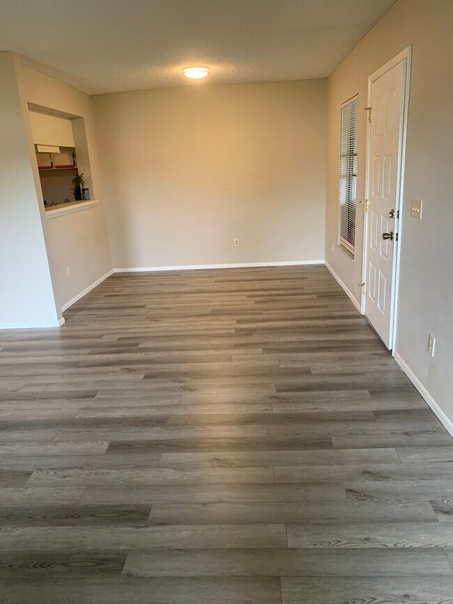 2948 S Semoran Blvd Unit 1203, Orlando, FL 32822 Condo for Rent in Orlando, FL