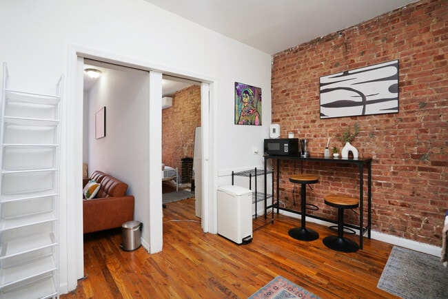 Building Photo - 177a E 100th St