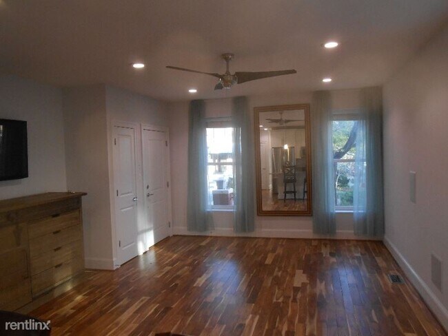 Foto del edificio - 1336 Meridian Pl NW
