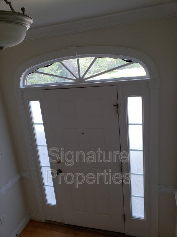 Foto del edificio - 9704 Bartley Pond Dr