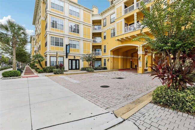 Foto del edificio - 860 N Orange Ave