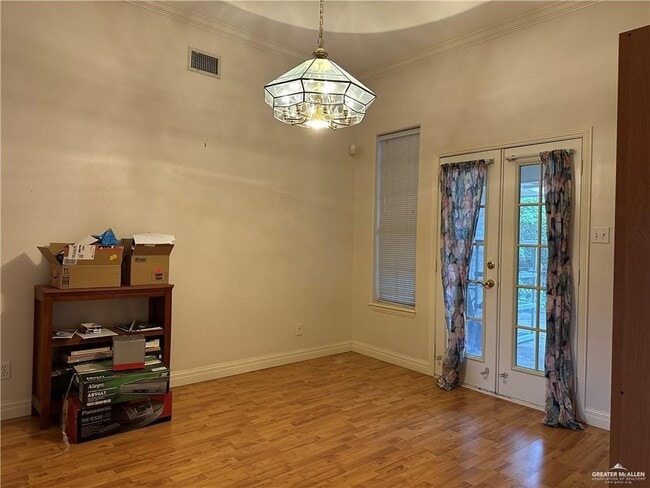 Building Photo - 19 Hidden Forest Dr