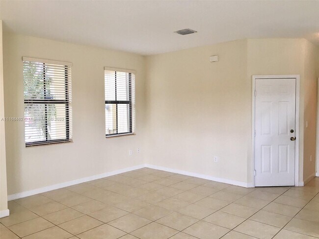 Building Photo - 11380 SW 236th Ln