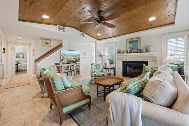 Building Photo - 509 Debordieu Blvd