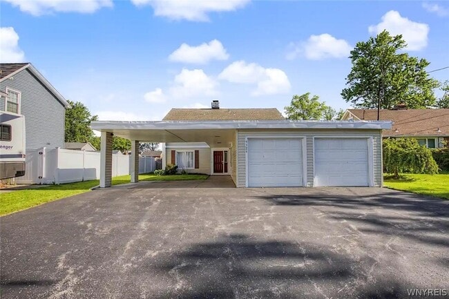 Building Photo - 9326 Rivershore Dr