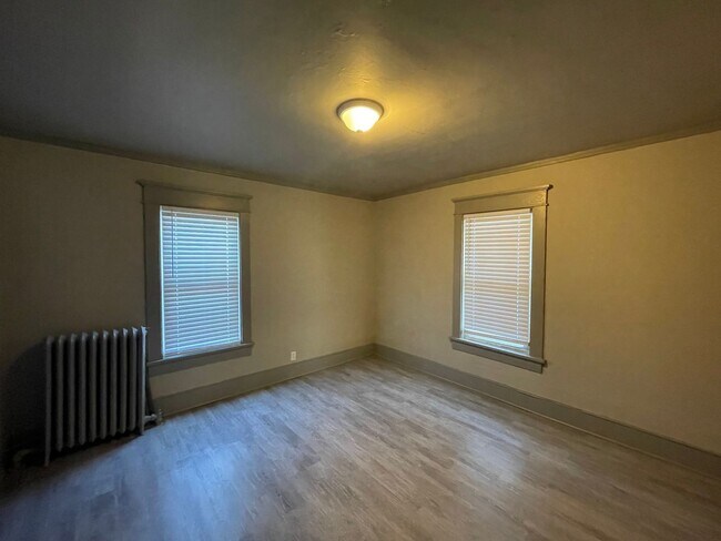 Foto del edificio - 4 Bedroom/1.5 Bathroom Single Family Home