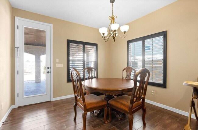 Foto del edificio - 12709 Cozy Cove Ave