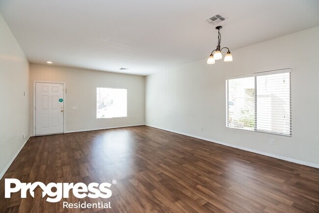 Building Photo - 5202 W Apollo Rd