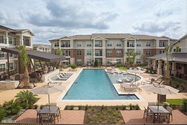 Building Photo - 2107 Boca Raton Dr