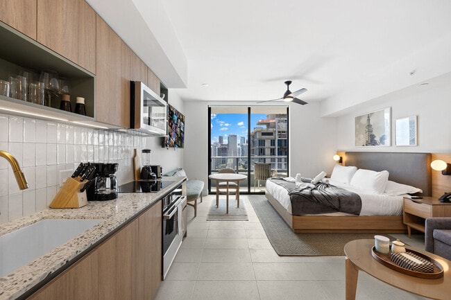 Building Photo - 159 NE 6th St