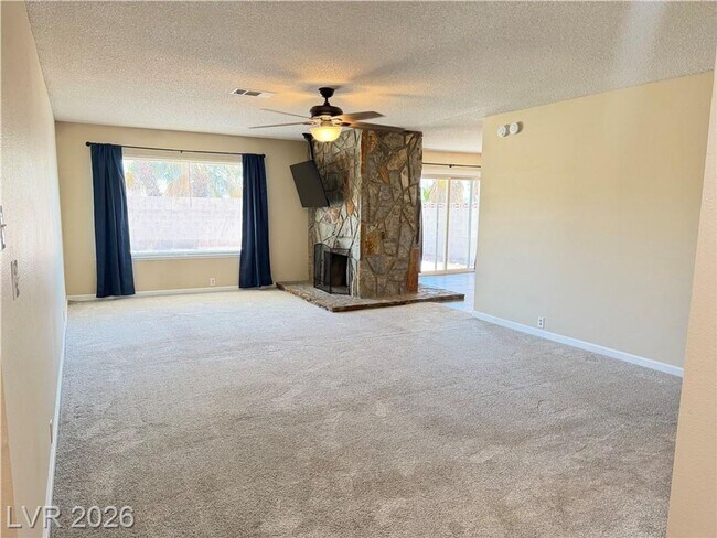 Building Photo - Beautiful 3 BR Home with Double-Sided Fireplace, Huge Backyard, & NO HOA!