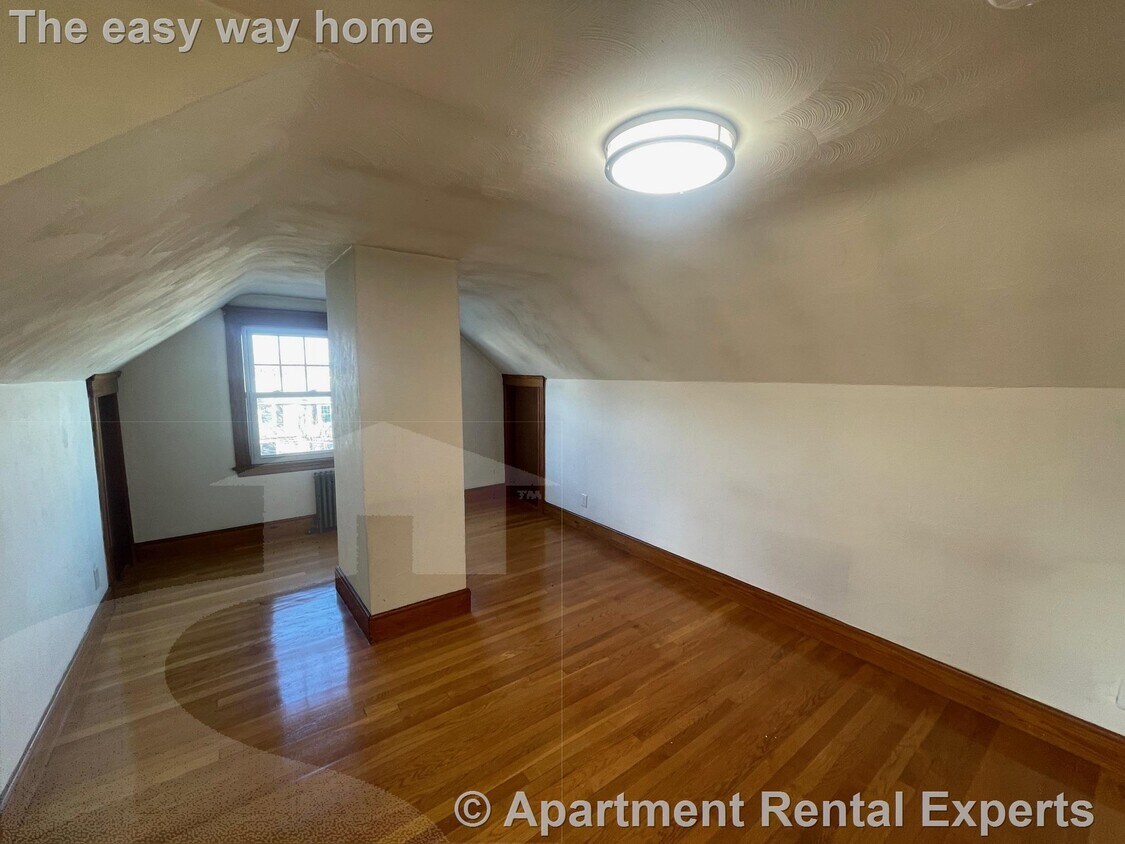 13 Hancock St Unit Hancock Ave 3, Medford,, Medford, MA 02155