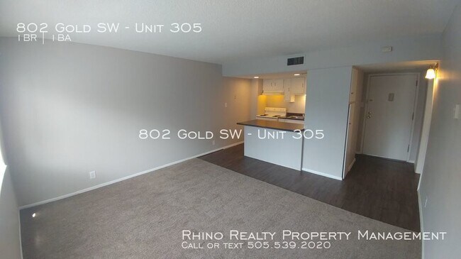 Building Photo - 802 Gold Ave SW