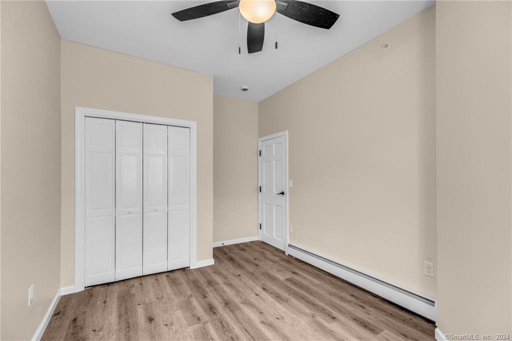 Foto del edificio - 51 Russ St