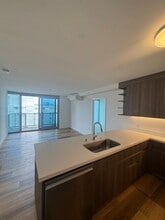 Building Photo - 1500 Rycroft St