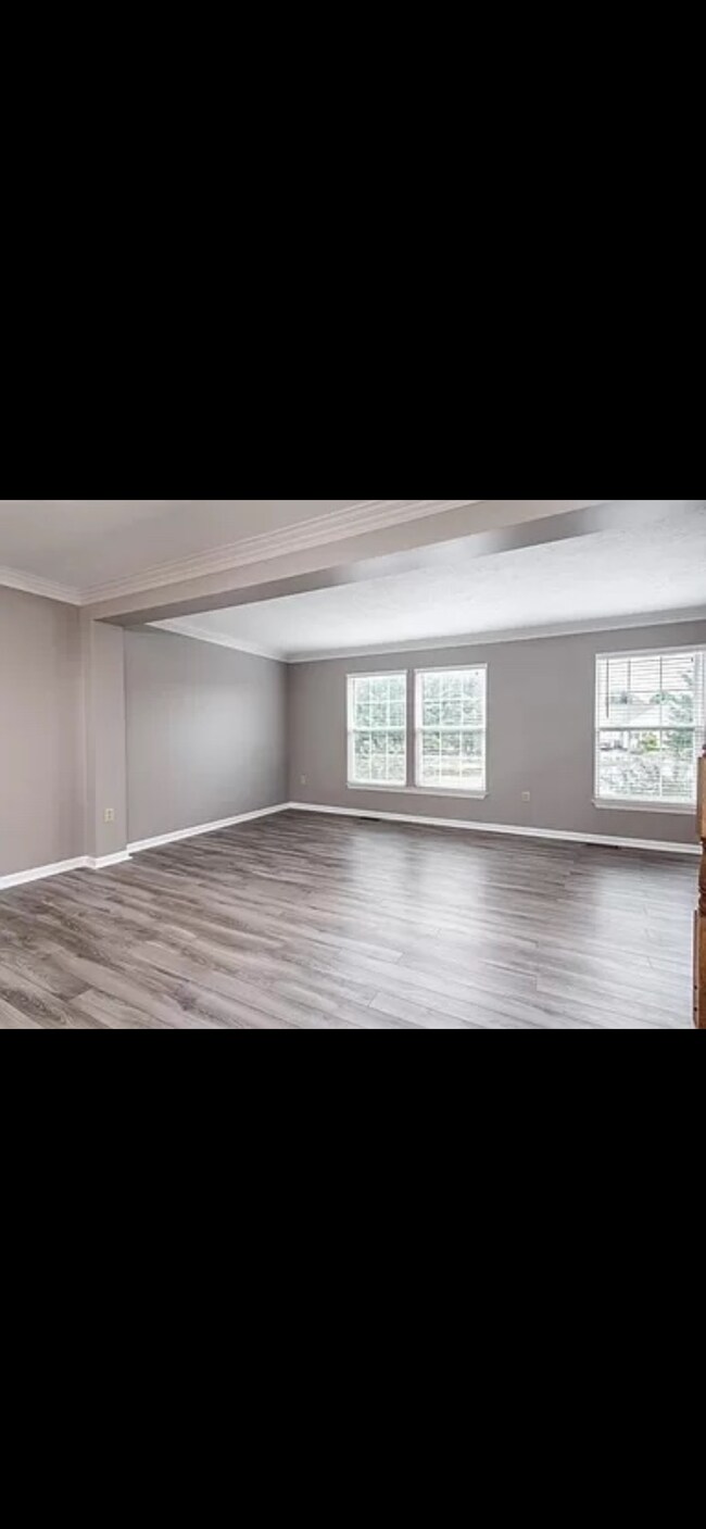 Building Photo - 81701 Lost Valley Dr