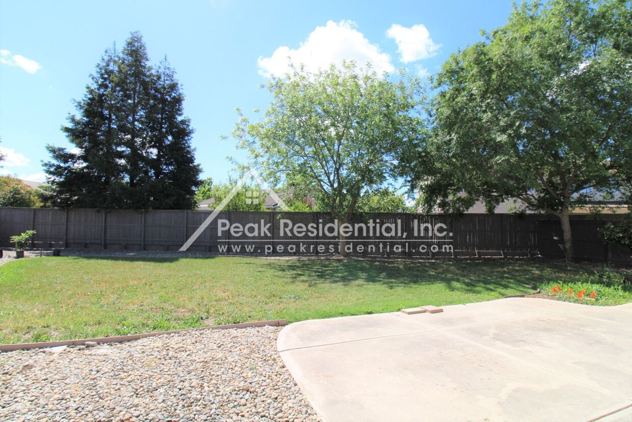 Foto del edificio - 5 br, 3 bath House - 9789 Summer Glen Way