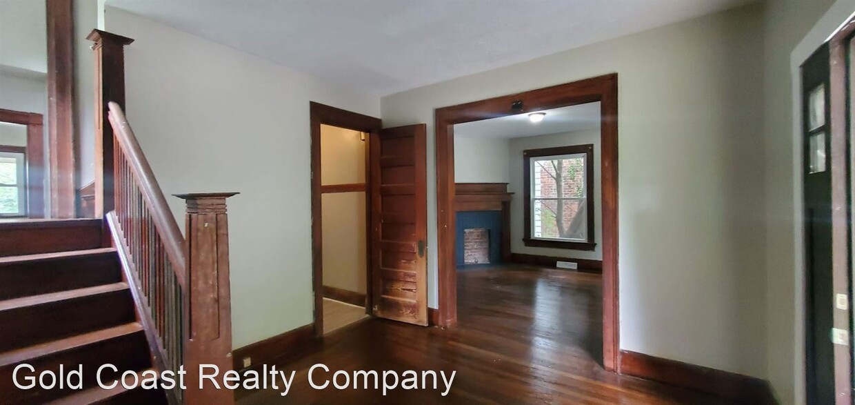 Primary Photo - 4 br, 1 bath House - 205 Lexington Ave