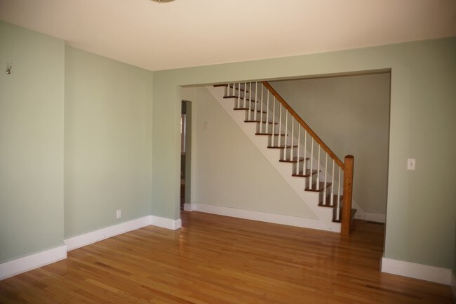 Foto del edificio - 7 Badger St