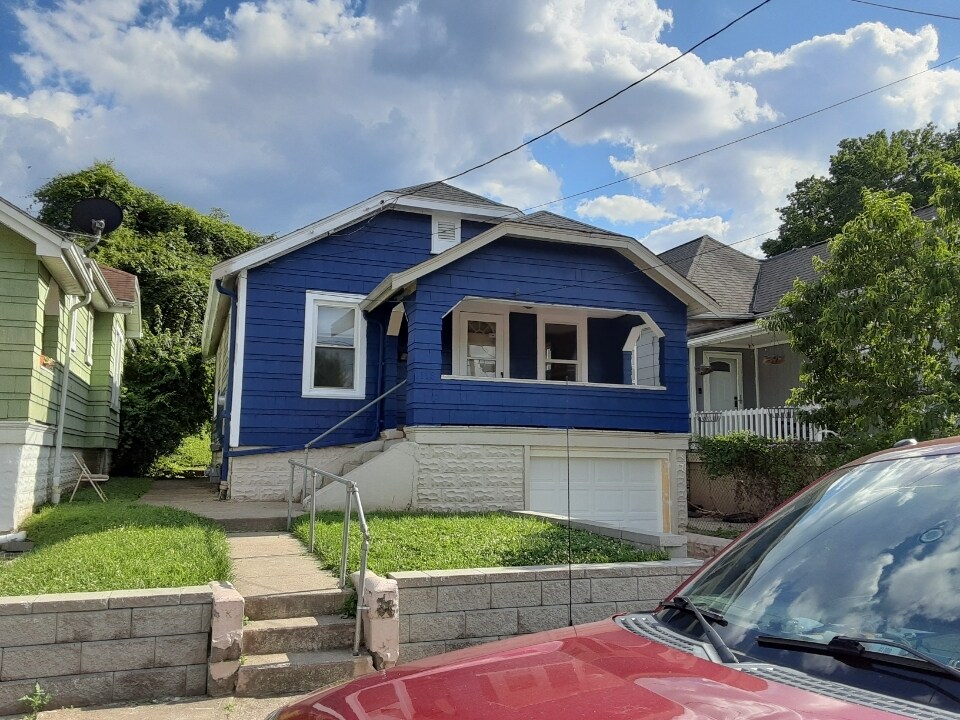 1118 4th Ave, Dayton, KY 41074 House Rental in Dayton, KY