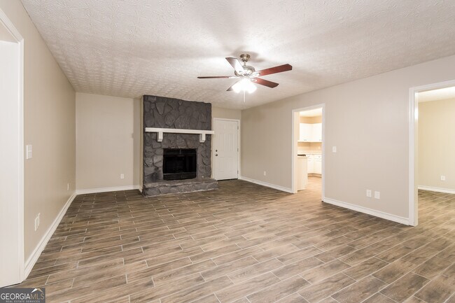 Building Photo - 6492 Will Dupree Ln