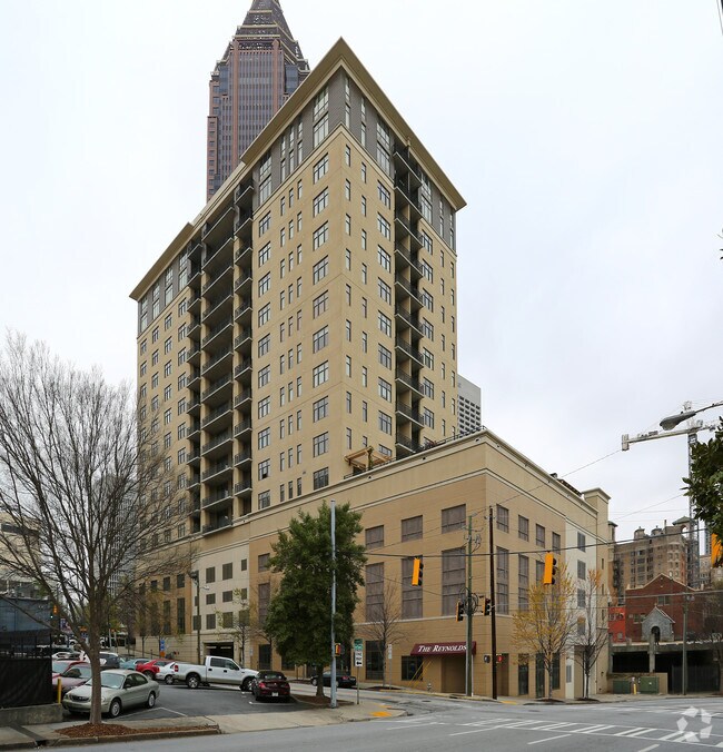 Building Photo - The Reynolds