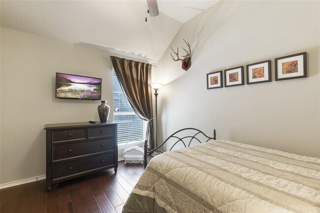 Foto del edificio - 13211 Misty Shore Ln